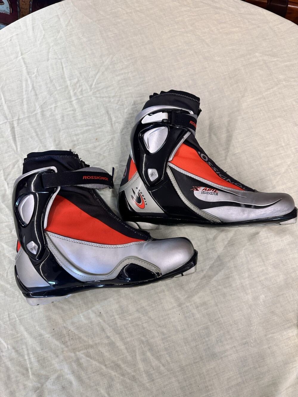 Rossignol X-ium Skate XC Nordic Ski Boots NNN Cockpit Size EU 42.5- Repaired Zip